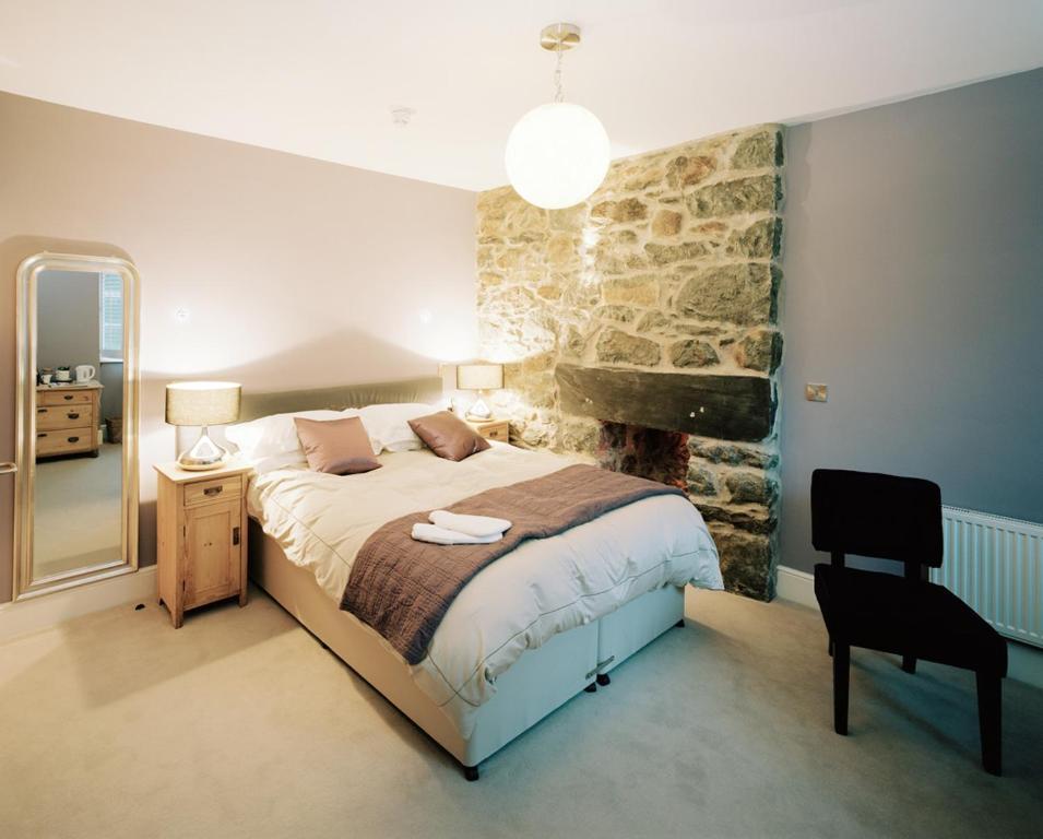 Cross Foxes - Bar Grill Rooms Dolgellau Chambre photo